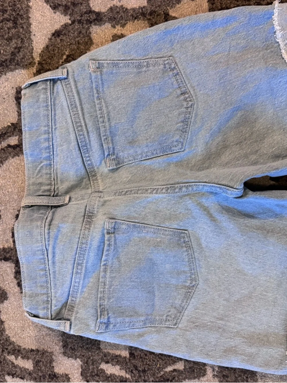 Old Navy Light Blue Denim Women's Shorts with Frayed Hem